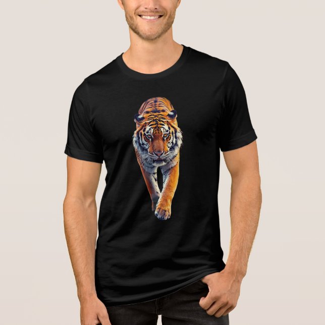 Camiseta Watercolor Tiger – Artistic Stripes Tee (Frente)