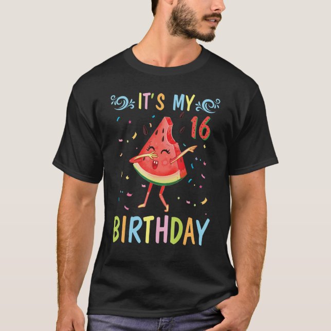 Camiseta Watermelon Dabbing feliz comigo aos 16 anos É M (Frente)