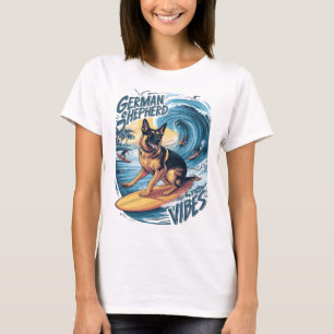 Camiseta Wave Rider: Um German shepherd surfando