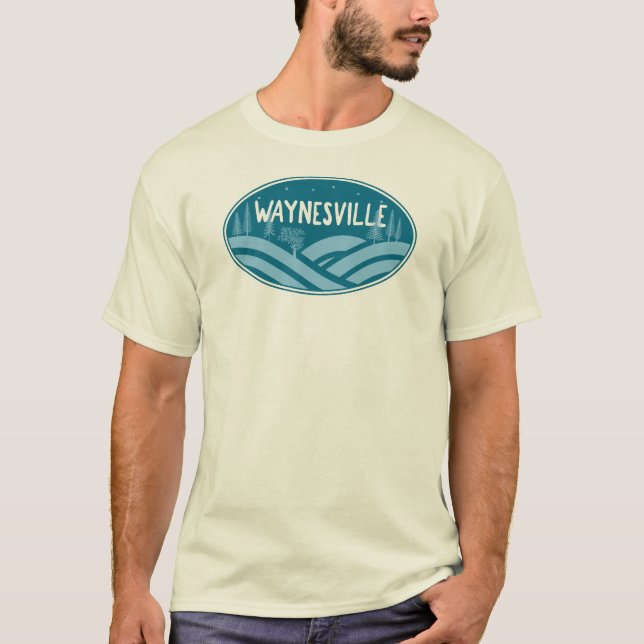 Camiseta Waynesville North Carolina Outdoors (Frente)