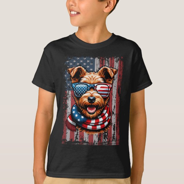 Camiseta Welsh Terrier Dog Sobrevoa A Bandeira Dos Eua 4 De (Frente)