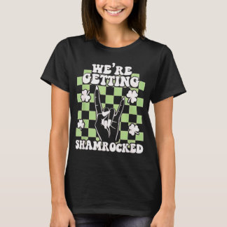 Camiseta We're Getting Shamrocked St Patricks Day Bachelore