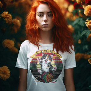 Camiseta Whiskers e Yarn Muito fofo para ser ignorado