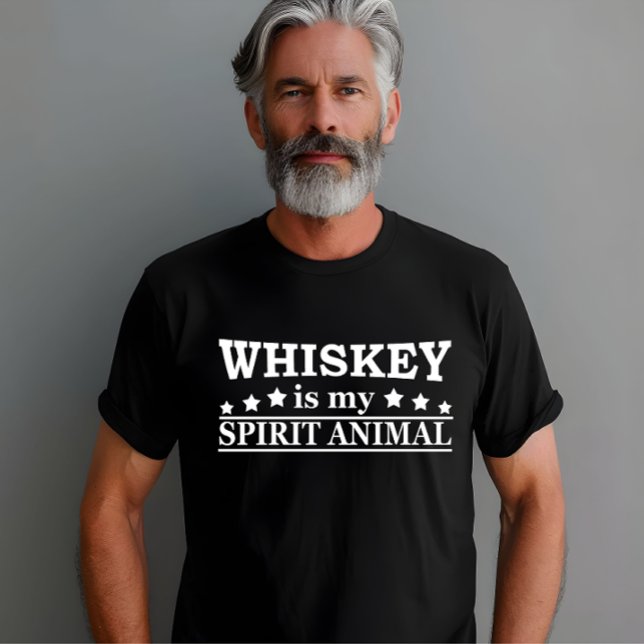 Camiseta Whiskey é o meu espírito animal, brincadeira, fala (Criador carregado)