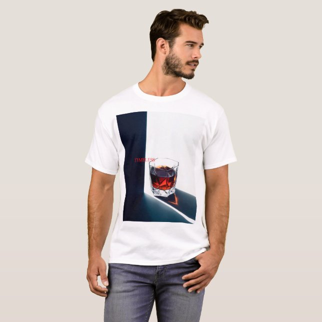 Camiseta Whiskey in a Crystal Glass. Minimalist Art (Frente Completa)