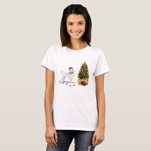 Camiseta White Poodle Engraçado Cachorro de Natal com Árvor (Frente Completa)