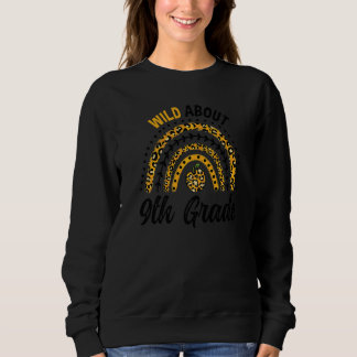 Camiseta Wild About 9th Grade Teacher Rainbow