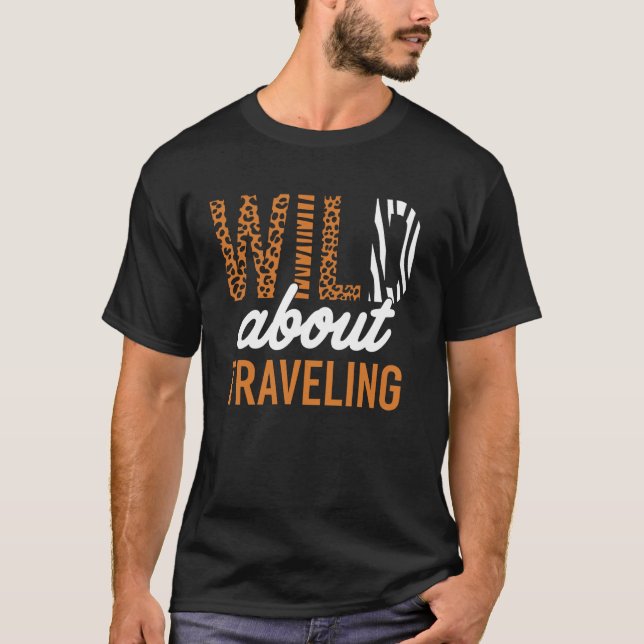 Camiseta WILD Sobre Viagens (Frente)