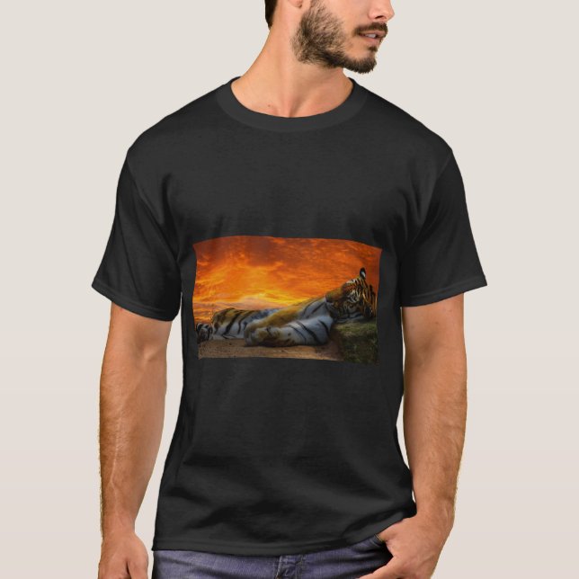 Camiseta Wild Tiger Predator Tee Design (Frente)