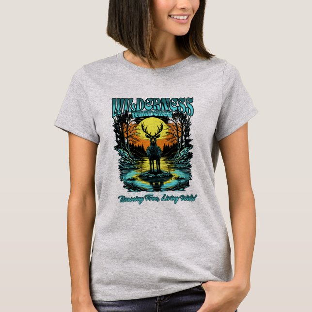 Camiseta Wilderness Wanderer Deer na Floresta (Frente)