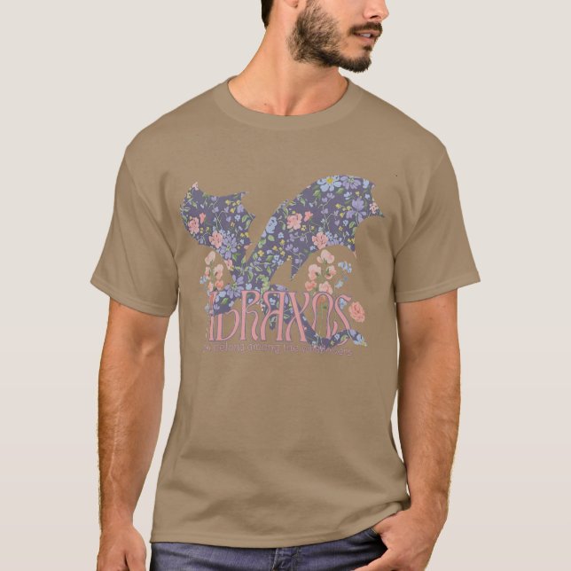 Camiseta Wildflowers Fantasy Dragon Bookish Reader (Frente)
