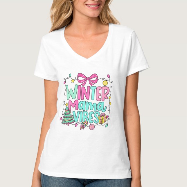 Camiseta Winter Mama Vibes Cute Christmas Art (Frente)