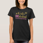 Camiseta Winter Onederland Sister of Birthday of Girl F<br><div class="desc">Winter Onederland Sister of Birthday of Girl Family</div>