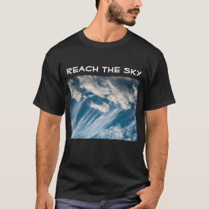 Camiseta Wispy Cirrus Clouds and Blue Sky - Skyscape Fine A