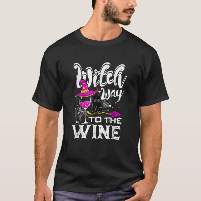Camiseta Witch Way O He Wine Halloween Drinking  Black Cat (Frente)