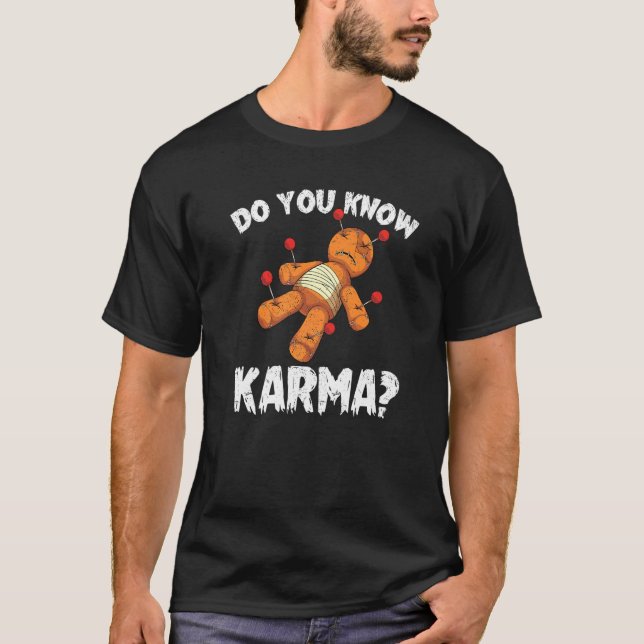 Camiseta Witchcraft Karma Halloween Costume Spooky Voodoo D (Frente)
