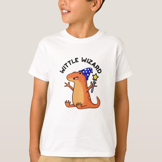 Camiseta Wittle Wizard Funny Lizard Pun (Frente)