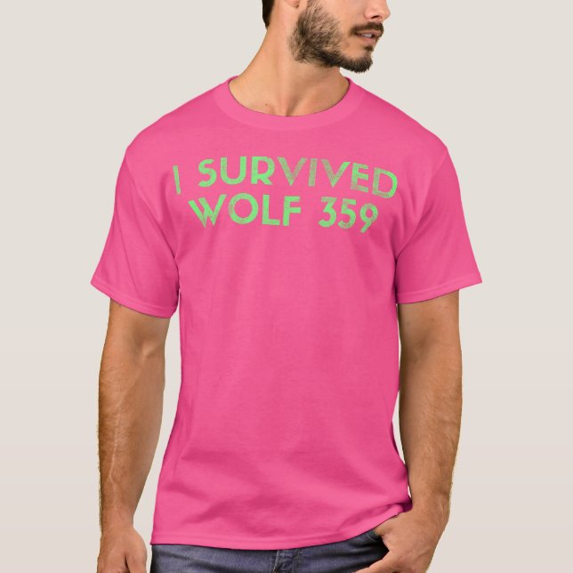 Camiseta Wolf 359 Sobreviveu ao Funny Science Fiction Space (Frente)