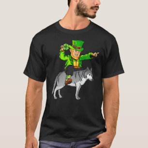 Camiseta Wolf Lover Leprechaun Andando Rua De Lobo Patrick