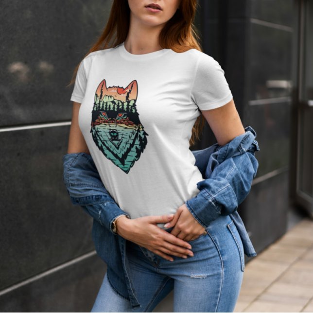 Camiseta Wolf No Fundo Da Floresta (Criador carregado)