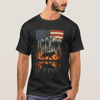 Camiseta Wolf USA Flag Mountain Outdoor Wildlife Retro