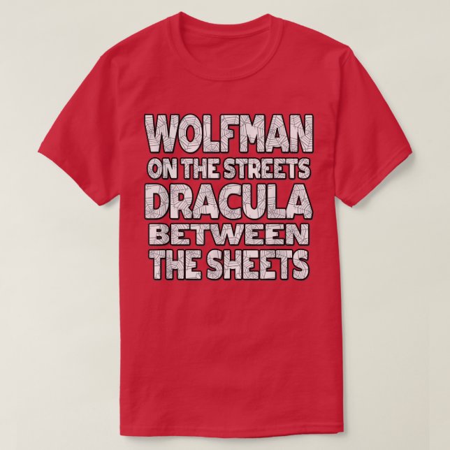 Camiseta Wolfman Na Rua Drácula Entre As Folhas  (Frente do Design)