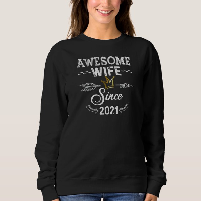 Camiseta Womens Awesome Wife Since 2021 Wedding Anniversary (Frente)