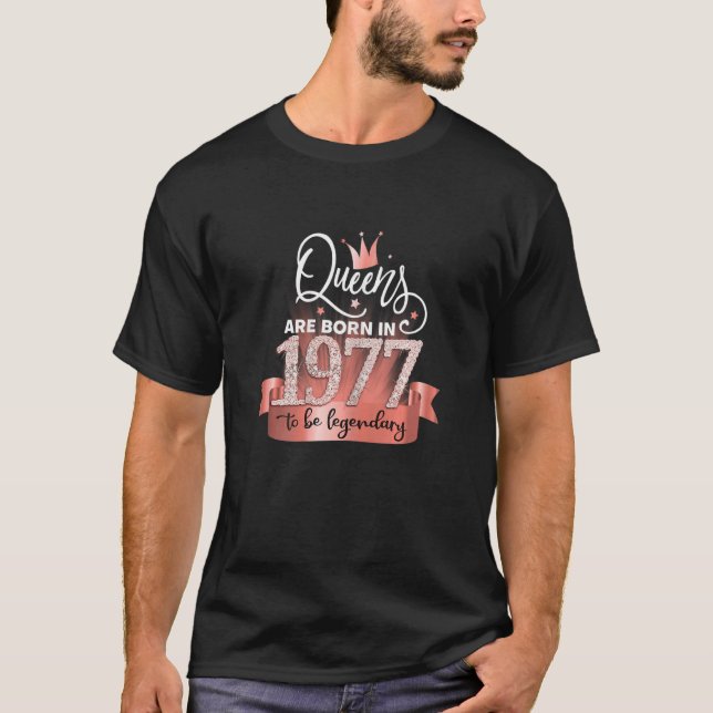Camiseta Womens Born In 1977 I Elegant Black Rose Party Out (Frente)