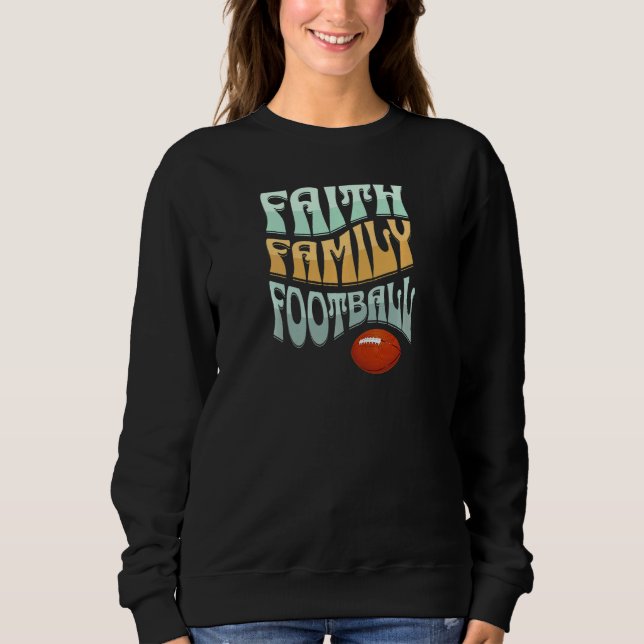 Camiseta Womens Faith Family Football Womens Groovy Retro 6 (Frente)