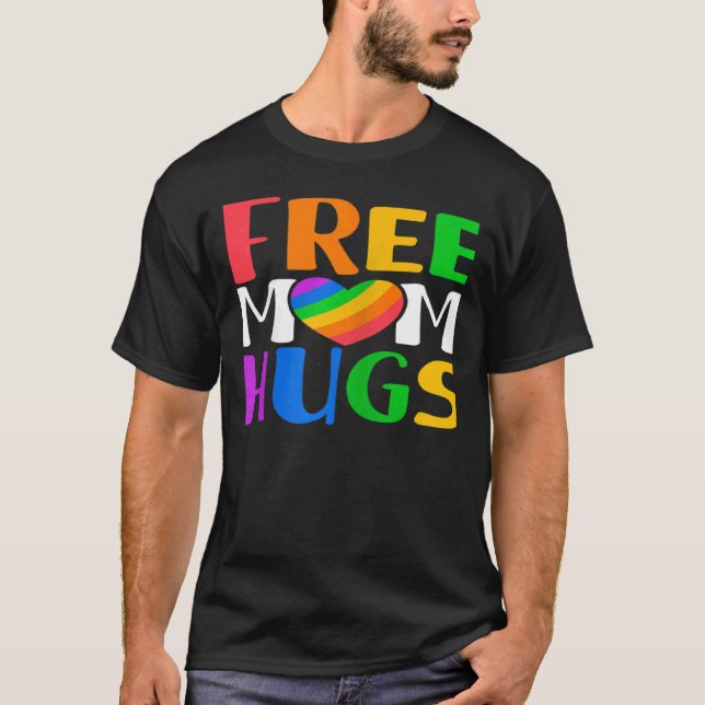 Camiseta Womens Free Mom Hugs LGBT Rainbow Heart Gay Lesbia (Frente)