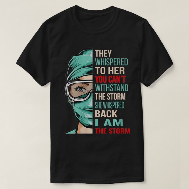 Camiseta Womens I AM THE STORM Nursing RN Nurse Gift VNeck  (Frente do Design)