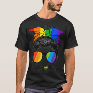 Camiseta Womens Messy Hair Bun Free Mom Hugs LGBT Gay Pride