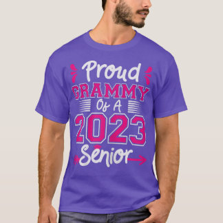 Camiseta Womens Proud Grammy of a 2023 Senior Graduation He
