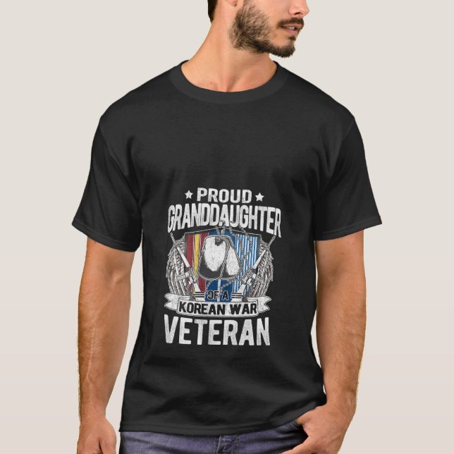 Camiseta Womens Proud Granddaughter Of A Korean War Veteran (Frente)