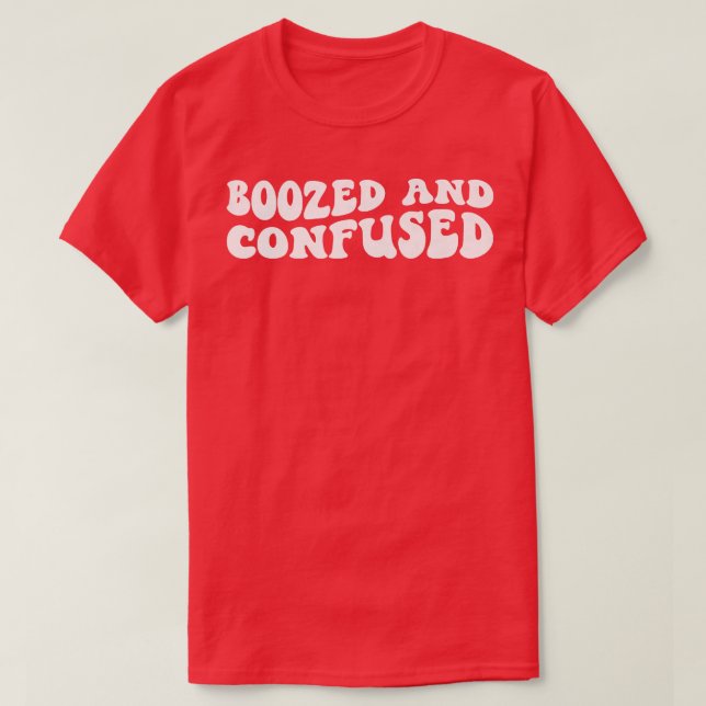 Camiseta Womens Retro Groovy Boozed and Confused Bride and  (Frente do Design)