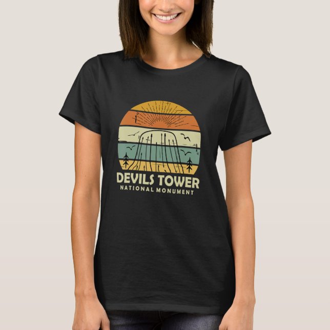 Camiseta Wyoming National Monuument Devils Tower Hiking Nat (Frente)