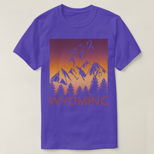 Camiseta Wyoming Sunset Wolf Howling nas luas e (Frente do Design)