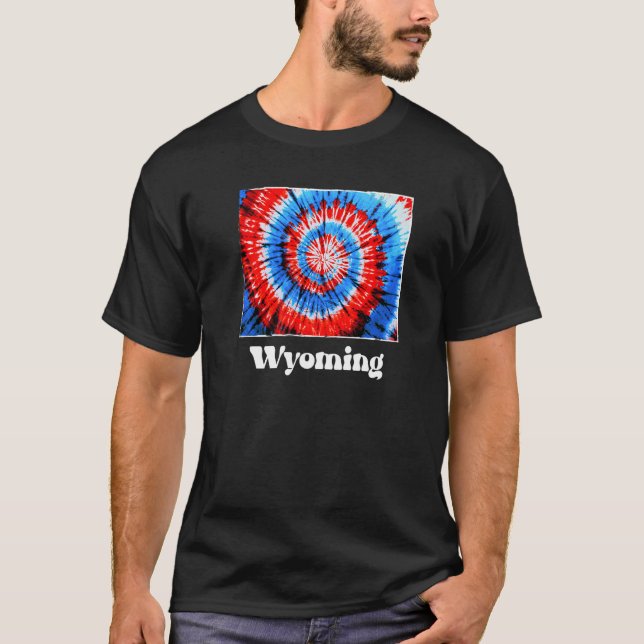 Camiseta Wyoming Tie Dye Red White Blue Patriotic (Frente)