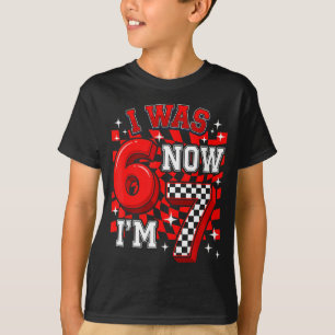 Camiseta Xadrez vermelho eu tinha 6 agora tenho 7 engraçado