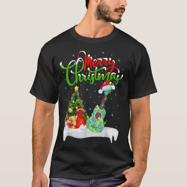 Camiseta Xmas Tree Lights Santa Hat Musical Ukulele Guitar  (Frente)