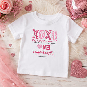 Camiseta XOXO Abraços e Beijos Dia dos Namorados 1º Anivers