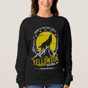 Camiseta Yellowstone National Park Cinza Wolf Hiking & Camp