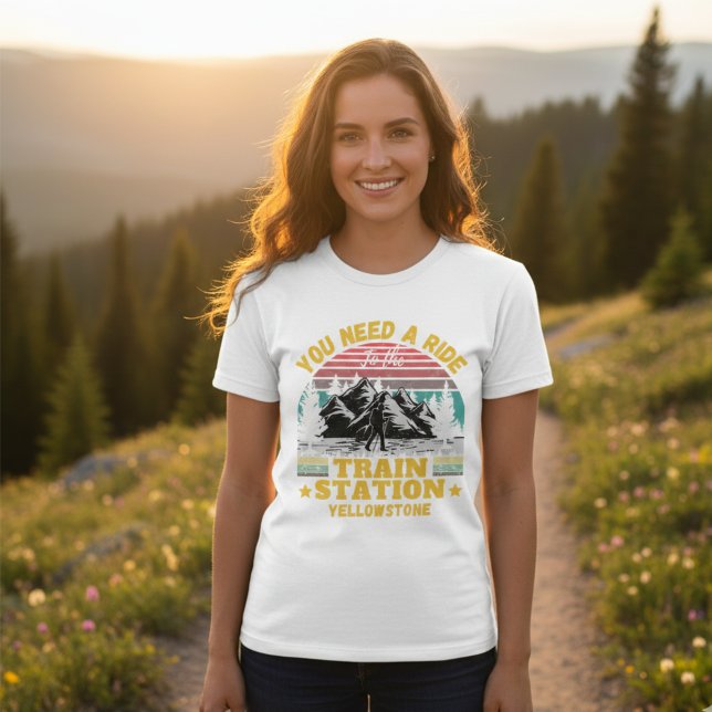 Camiseta Yellowstone Você Precisa De Uma Viagem Para A Esta (Yellowstone You Need a Ride to the Train Station Funny Quote Shirt)