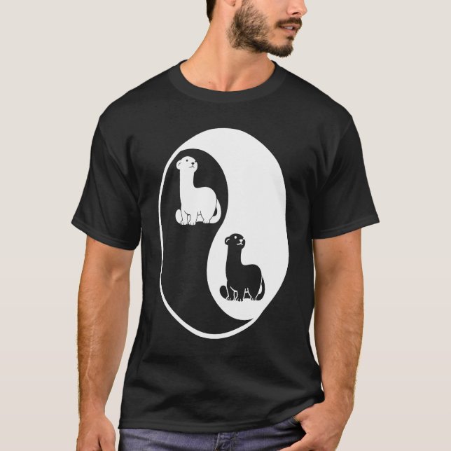 Camiseta Yin and Yang ferrets on black background (Frente)