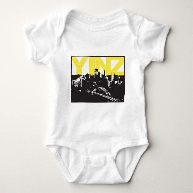 Camiseta Yinz Pittsburgh (Frente)
