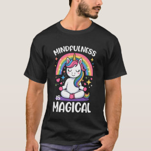 Camiseta Yoga de Unicórnio Fofo Mindfulness