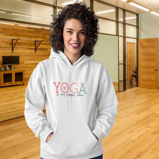 Camiseta Yoga is my Happy Hour Fun (Criador carregado)