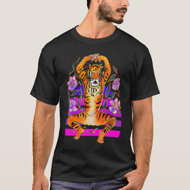 Camiseta Yoga Tiger em Flores (Frente)