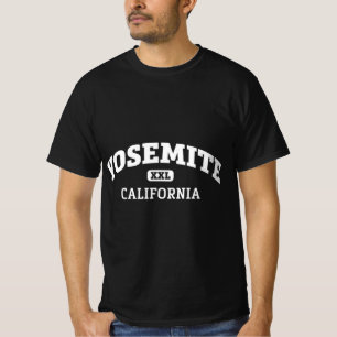 Camiseta Yosemite College Style Rock Escaling Area Design