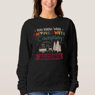 Camiseta You Know What Rhymes With Camping Alcohol